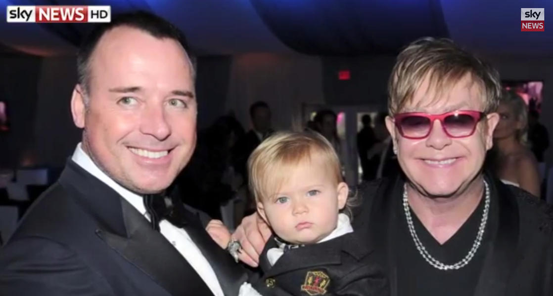 Elton John loves Pope Francis, thinks Jesus would support gay marriage