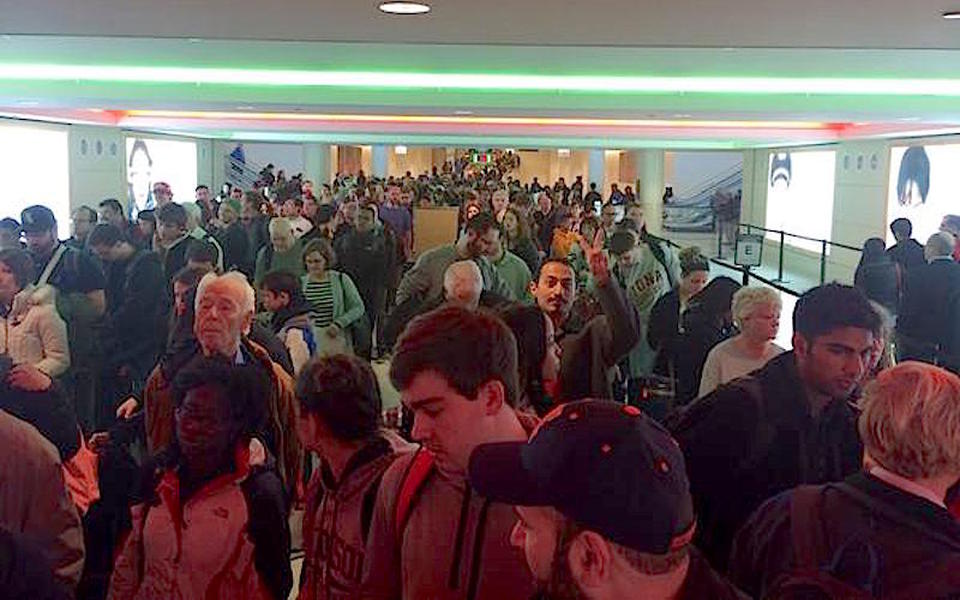 Chicago air travelers faced a mile-long TSA line on Sunday