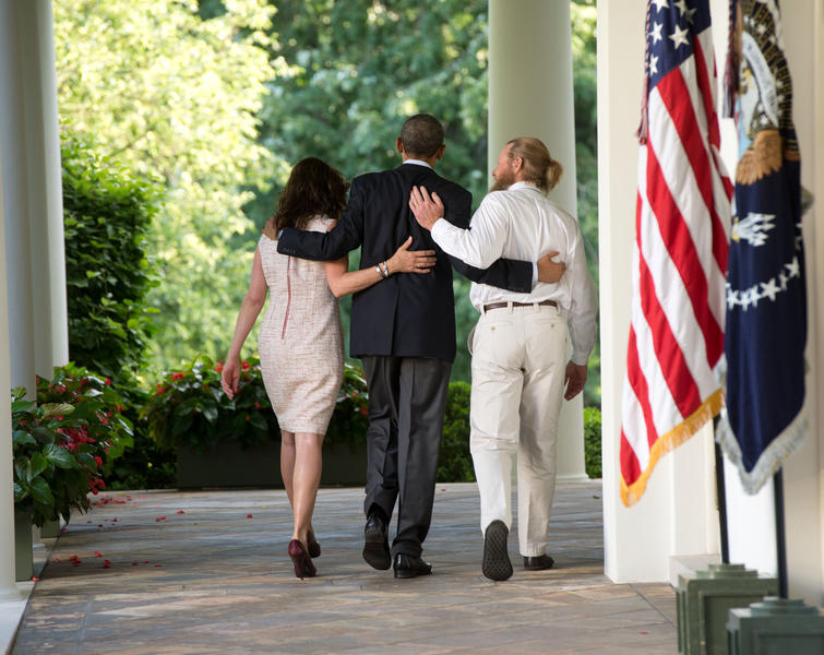 In wake of Bergdahl&#039;s release, GOP leaders question legality of prisoner trade