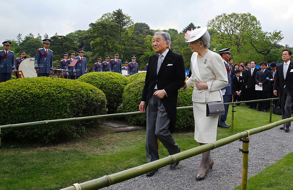 Japan&#039;s Emperor Akihito reportedly wants to abdicate the throne