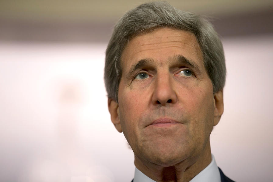 Kerry arrives in Israel to push peace