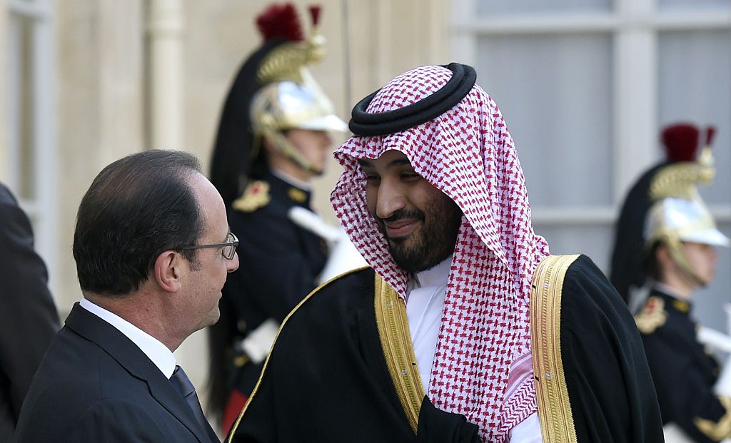 Saudi Defence Minister Prince Mohammed bin Salman meets French President Francois Hollande
