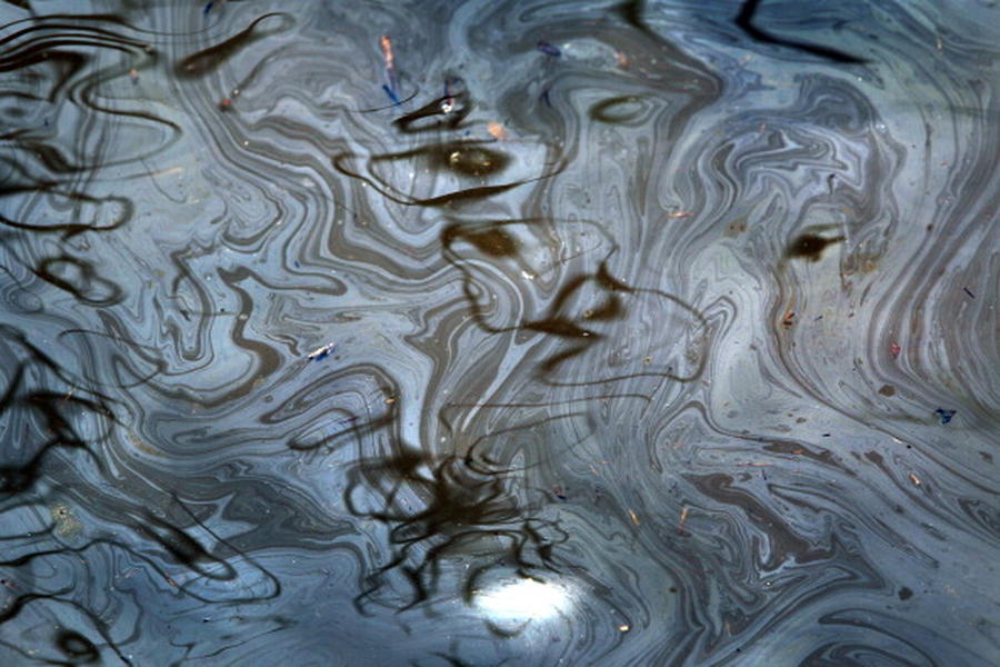 Scientists discover oily &#039;bathtub ring&#039; the size of Rhode Island while studying BP oil spill