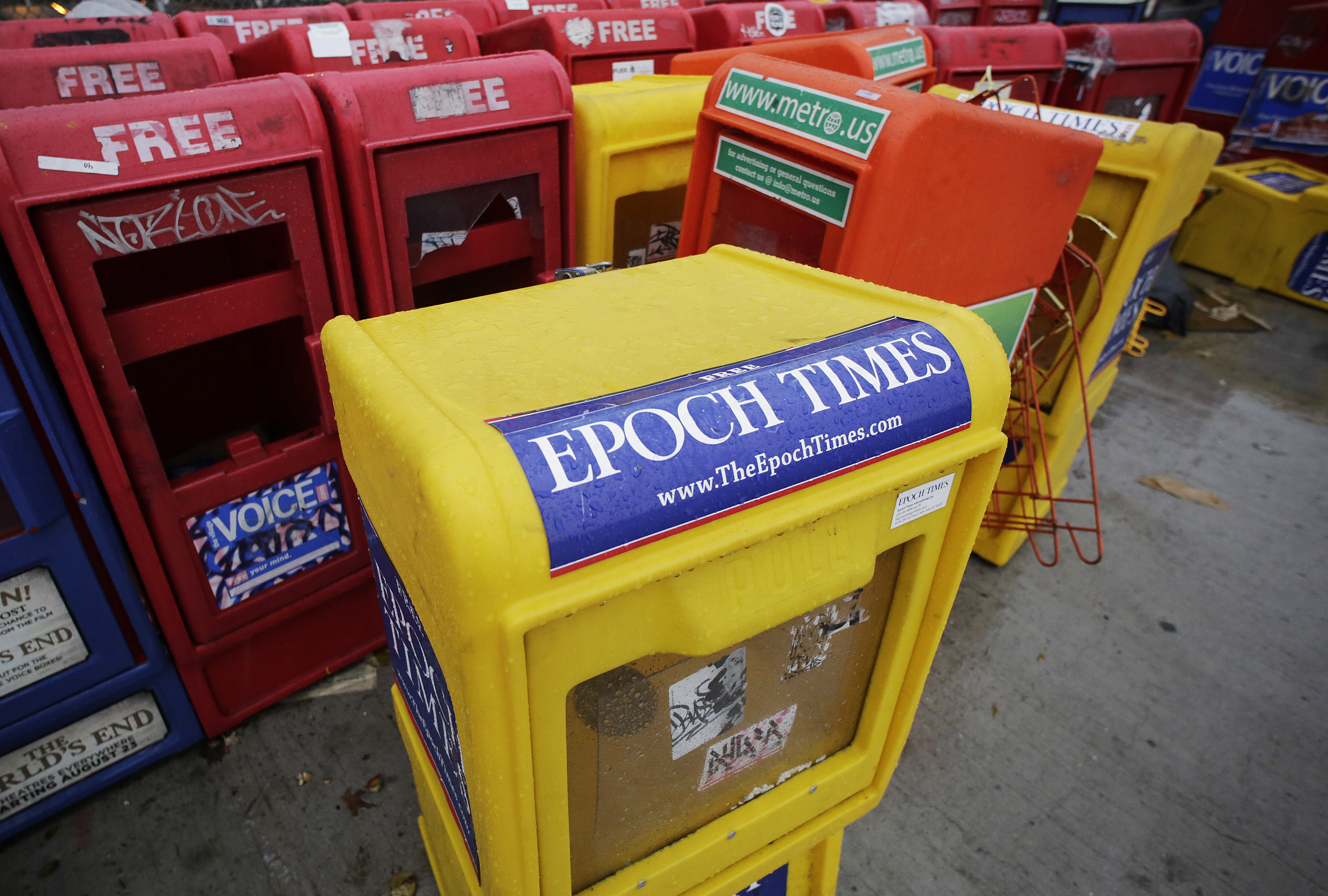 An Epoch Times news rack.