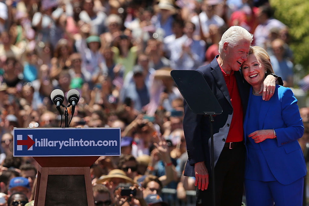 The Clintons made bank off speaking fees last year.