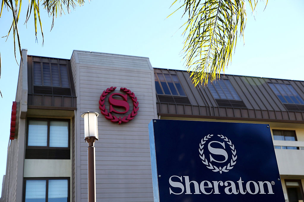 Starwood Hotels will be bought by Marriot, after Chinese insurer drops out