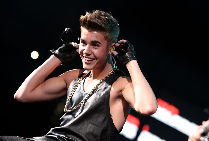 Would you step into the boxing ring with Justin Bieber?