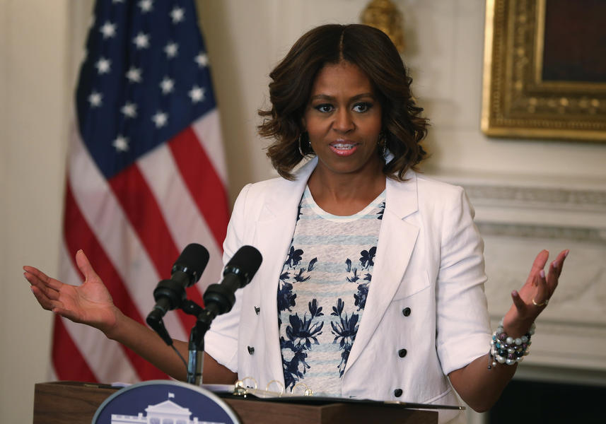 Michelle Obama laments role of money in politics &amp;mdash; then asks donors to write &#039;a big, fat check&#039;