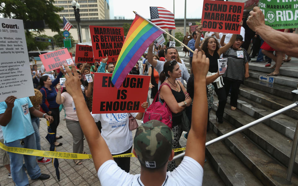 Federal judge nixes Florida gay marriage ban
