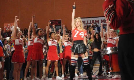 Heather Morris (center) delivers a &quot;rousing&quot; performance of Beyonce&#039;s &quot;Run the World (Girls)&quot; in Tuesday&#039;s episode of &quot;Glee,&quot; which some critics are touting as the series&#039; best.