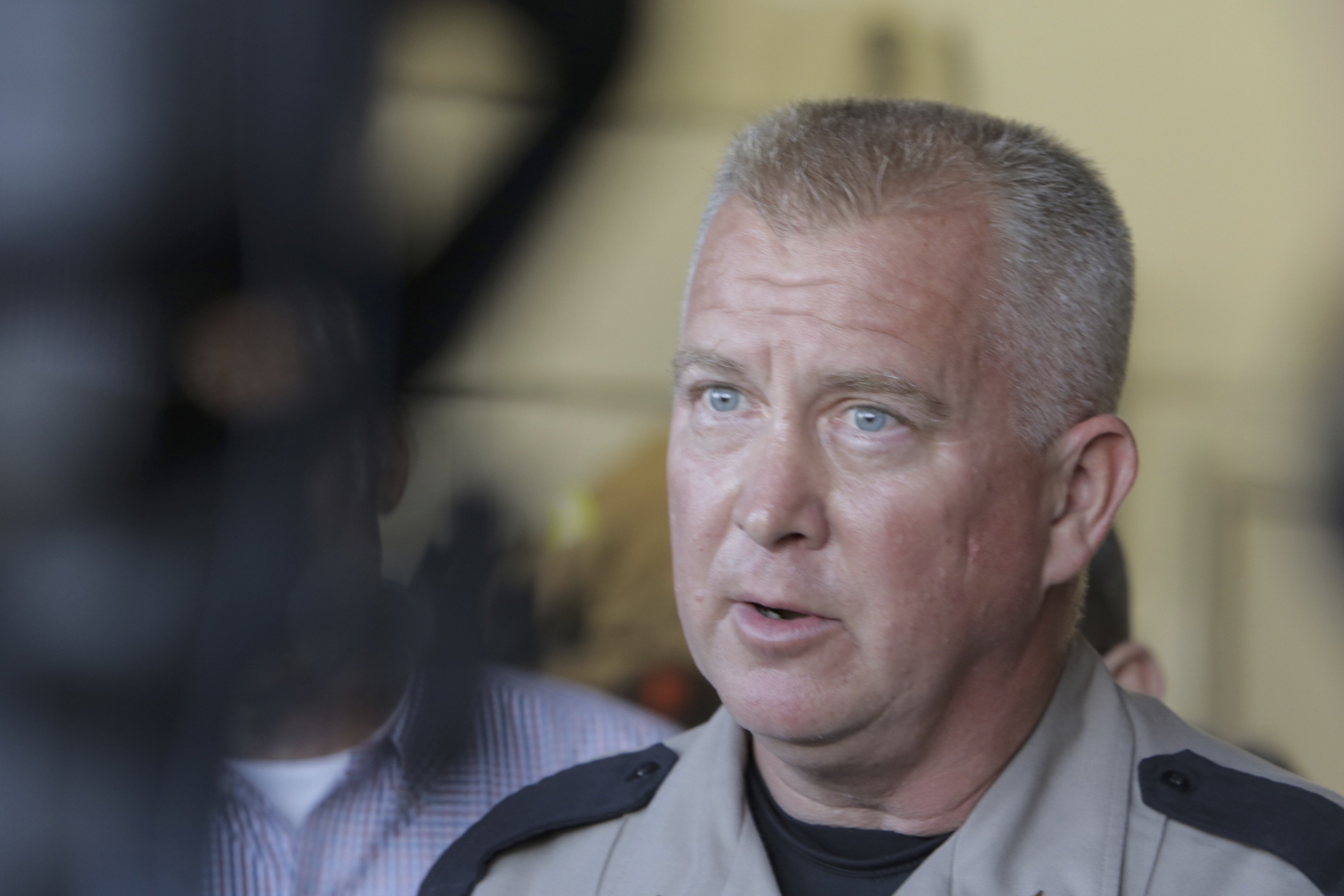 Douglas County Sheriff John Hanlin describes mass shooting in Oregon