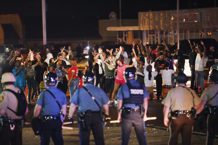 Missouri Gov. Nixon declares state of emergency, enacts curfew in Ferguson