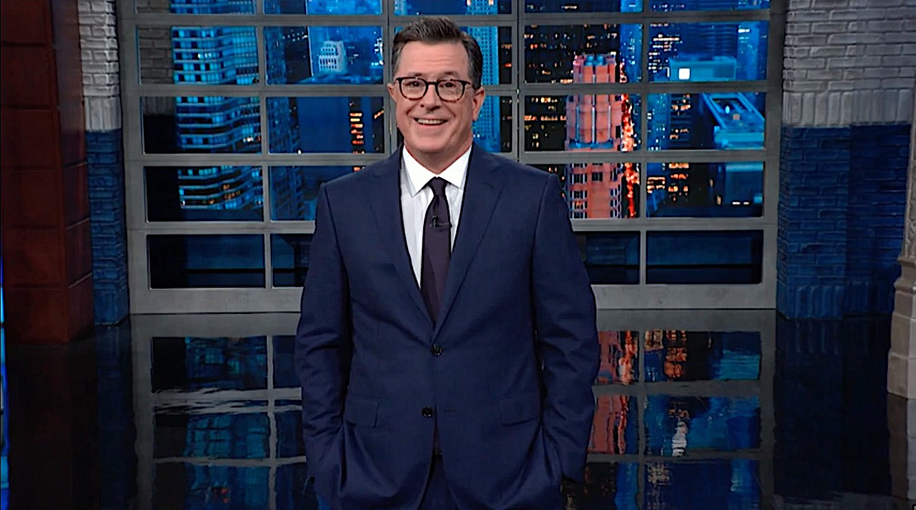 Stephen Colbert pans Mueller&#039;s theater critics