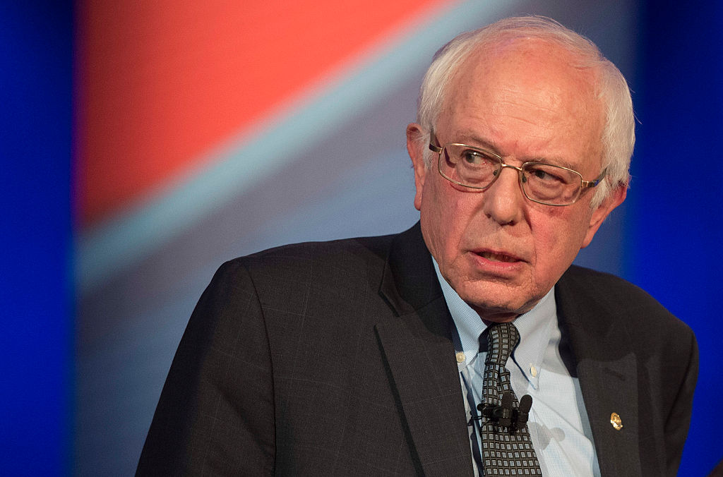 Bernie Sanders wants to hold a debate in New York City. 