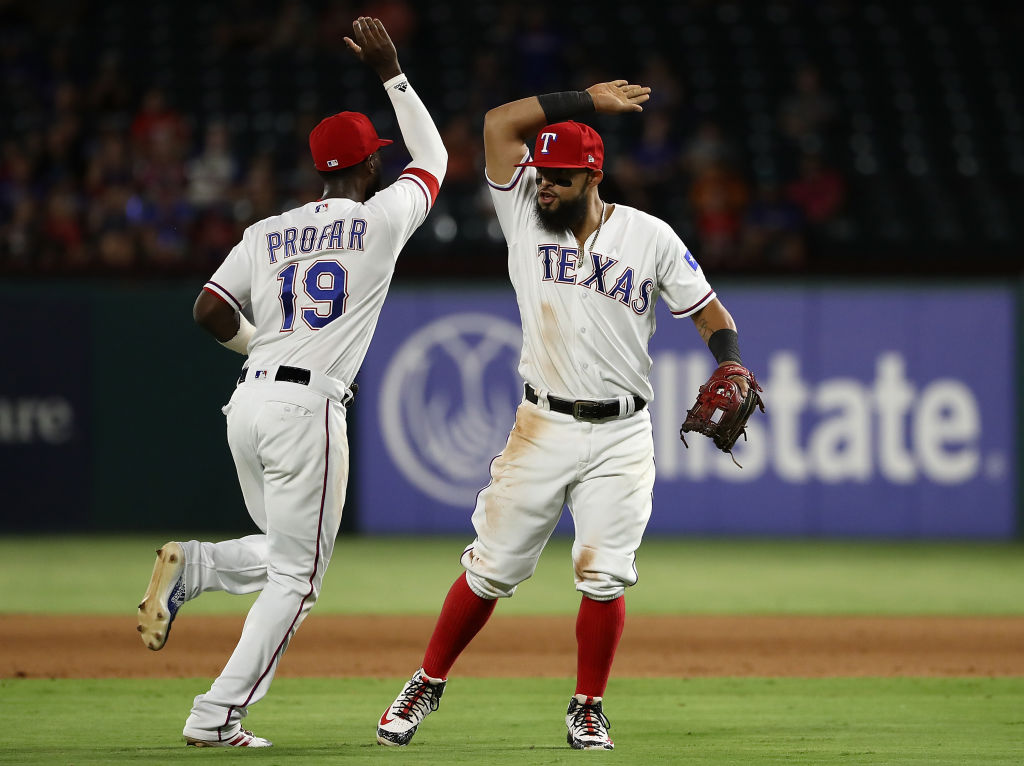 Texas Rangers pull off a rare triple play