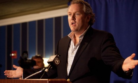 Conservative agitator Andrew Breitbart, who broke the Weiner Twitter scandal ten days ago, demanded an apology from reporters Monday.