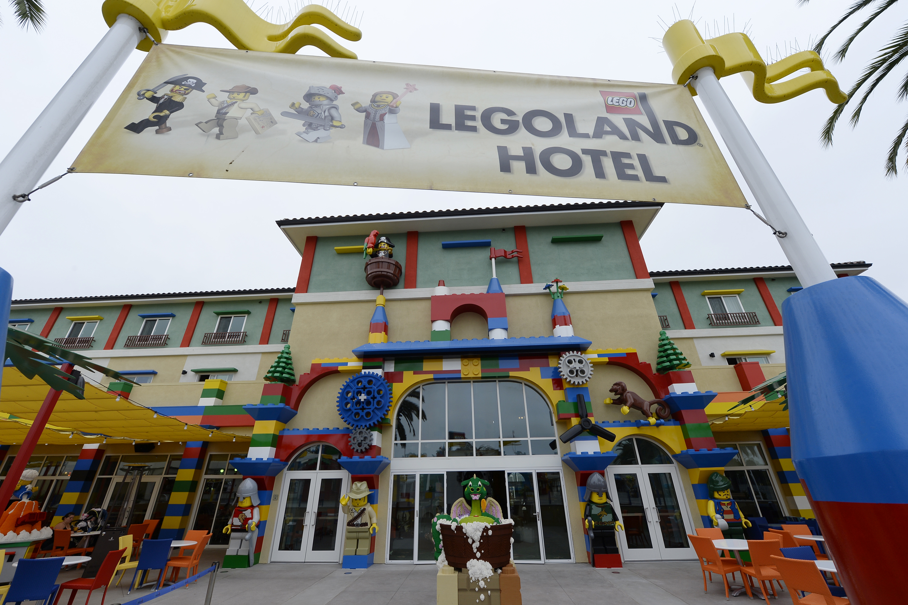 Legoland is forced to close after far-right extremists threaten violence over a Muslim family weekend