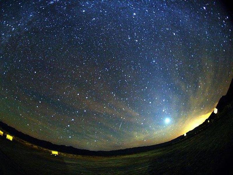 The Orionid meteor shower to cause a dazzling display in the sky