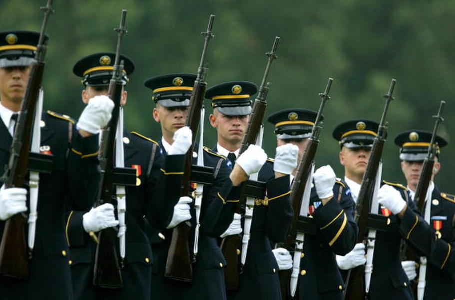 Wisconsin school cancels Veterans Day program over 21-gun salute
