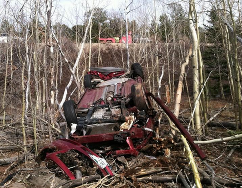 Woman survives in a mangled car for 5 days without food or water