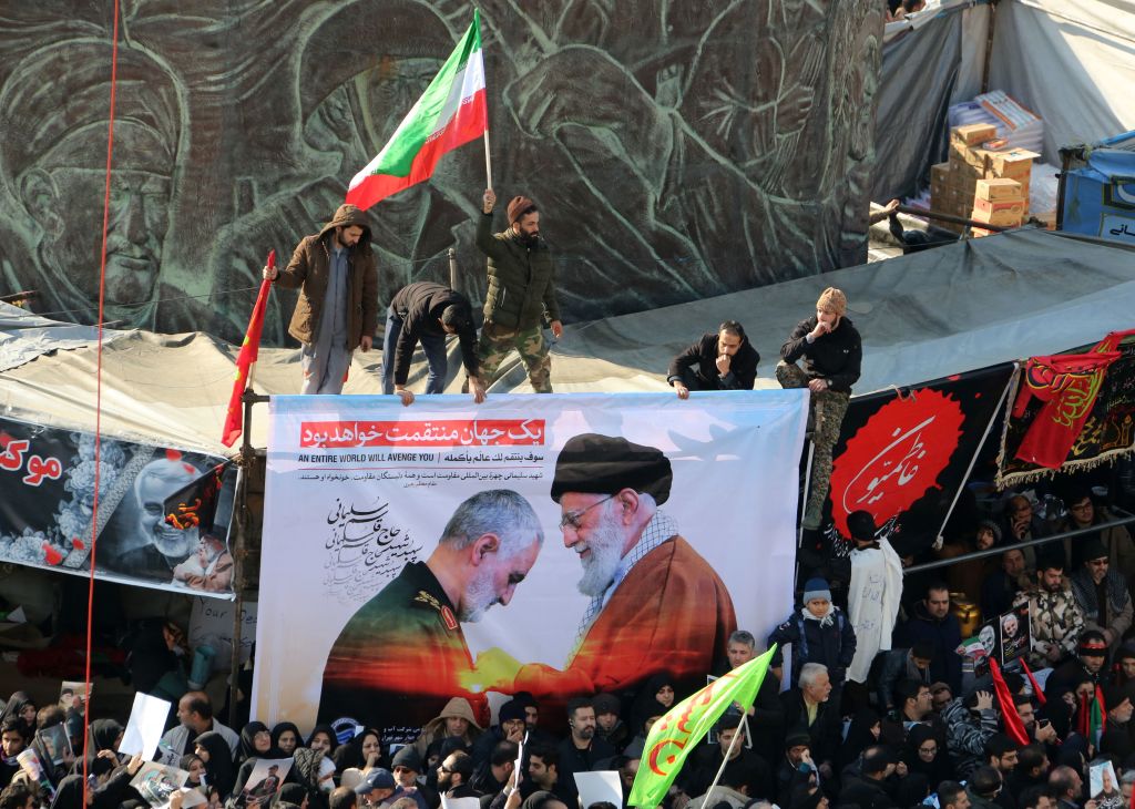 Iran&#039;s ayatollah and late Gen.Qassem Soleimani