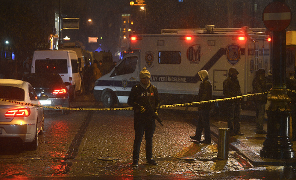 Istanbul police targeted by suicide bomber in second attack in a week
