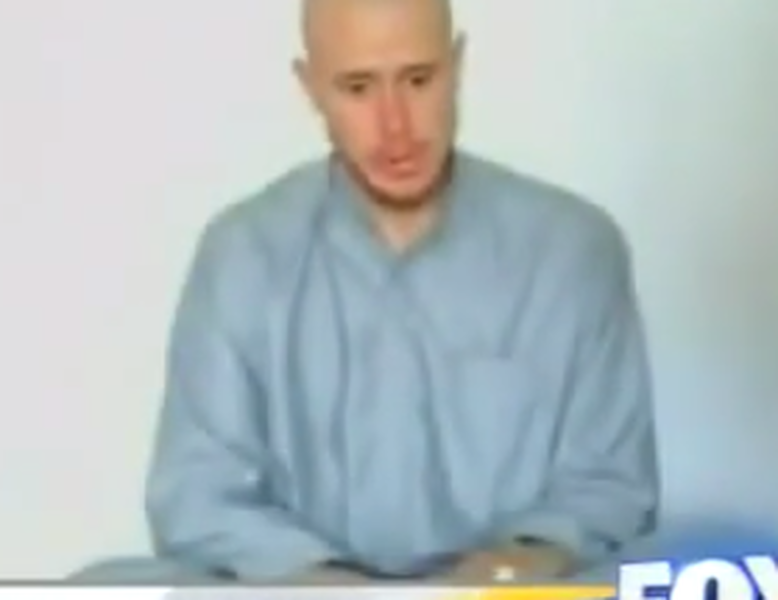 Fox News host: Bowe Bergdahl&#039;s dad looks &#039;like a member of the Taliban&#039;