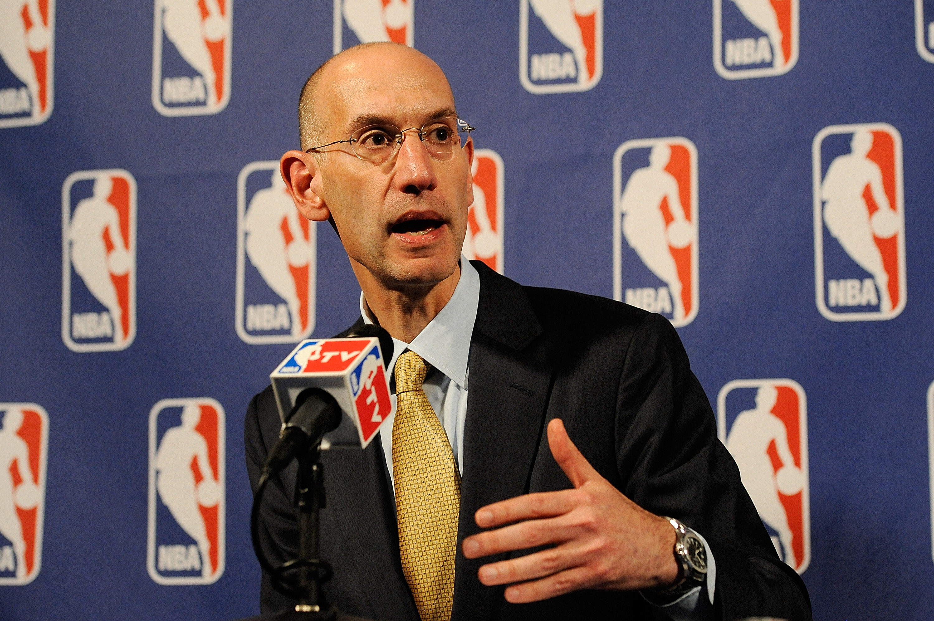 Commissioner: Ads on NBA jerseys &#039;inevitable&#039; within five years