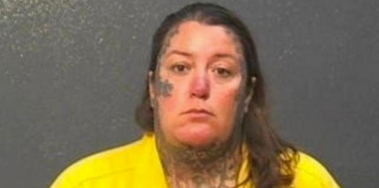 Police: Woman caught breaking into cars says she was really hunting ISIS fighters
