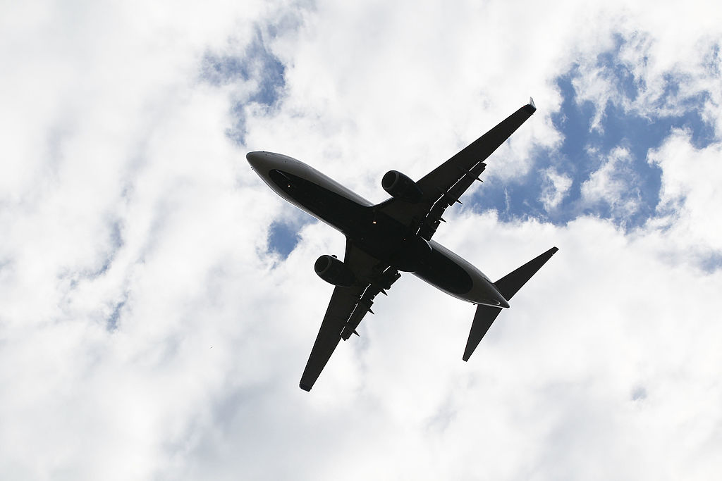 Electronics might be banned on transatlantic flights