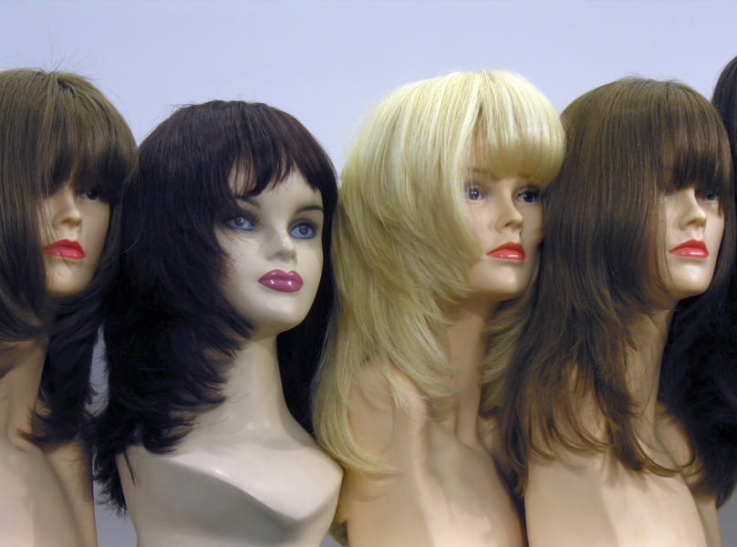 Unbeweavable: Robbers make off with thousands of dollars worth of fake hair