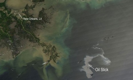 Gulf oil spill from space