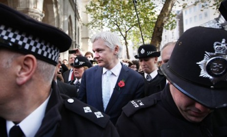 Julian Assange leaving the British High Court Nov. 2011