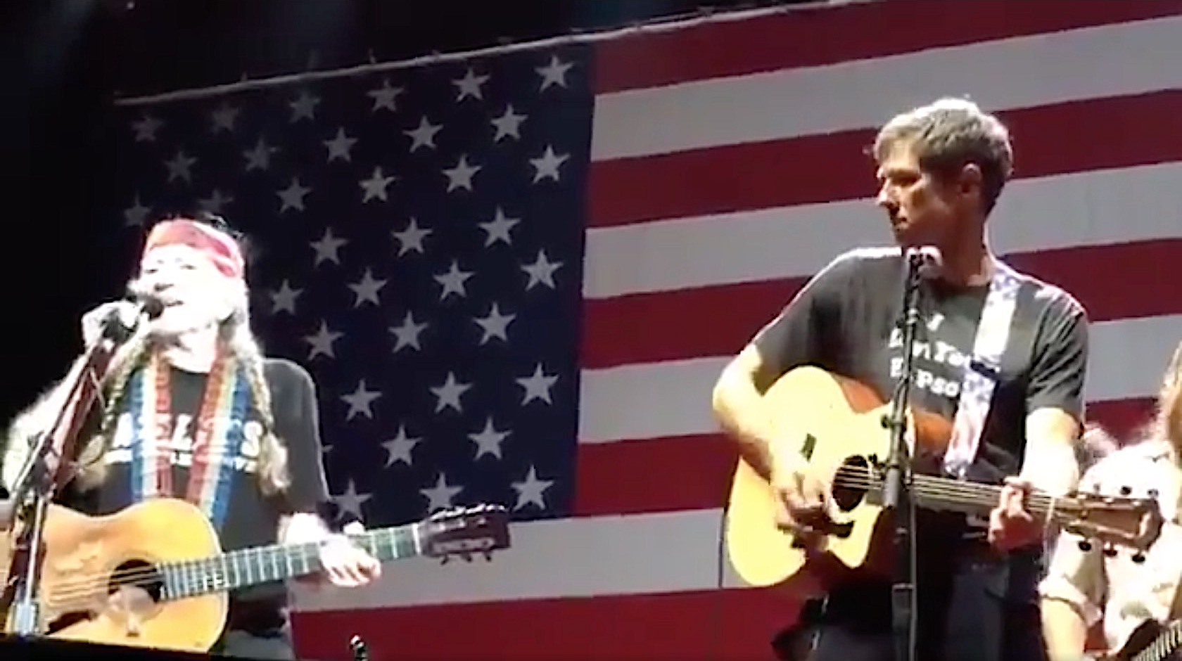 Rep. Beto ORourke jams with Willie Nelson