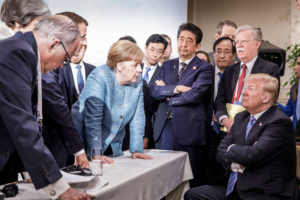 Leaders meet at G7.