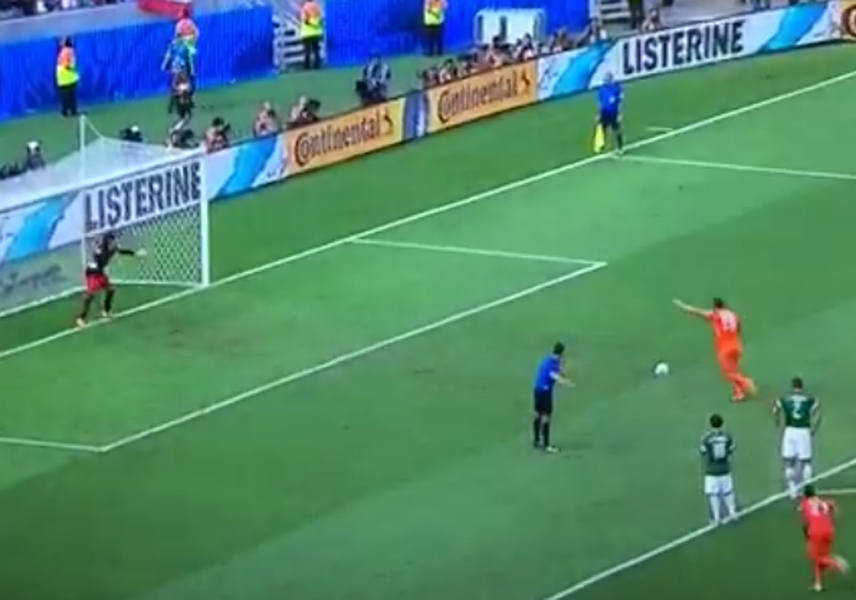 Mexico heartbreakingly implodes against Netherlands in the final minutes
