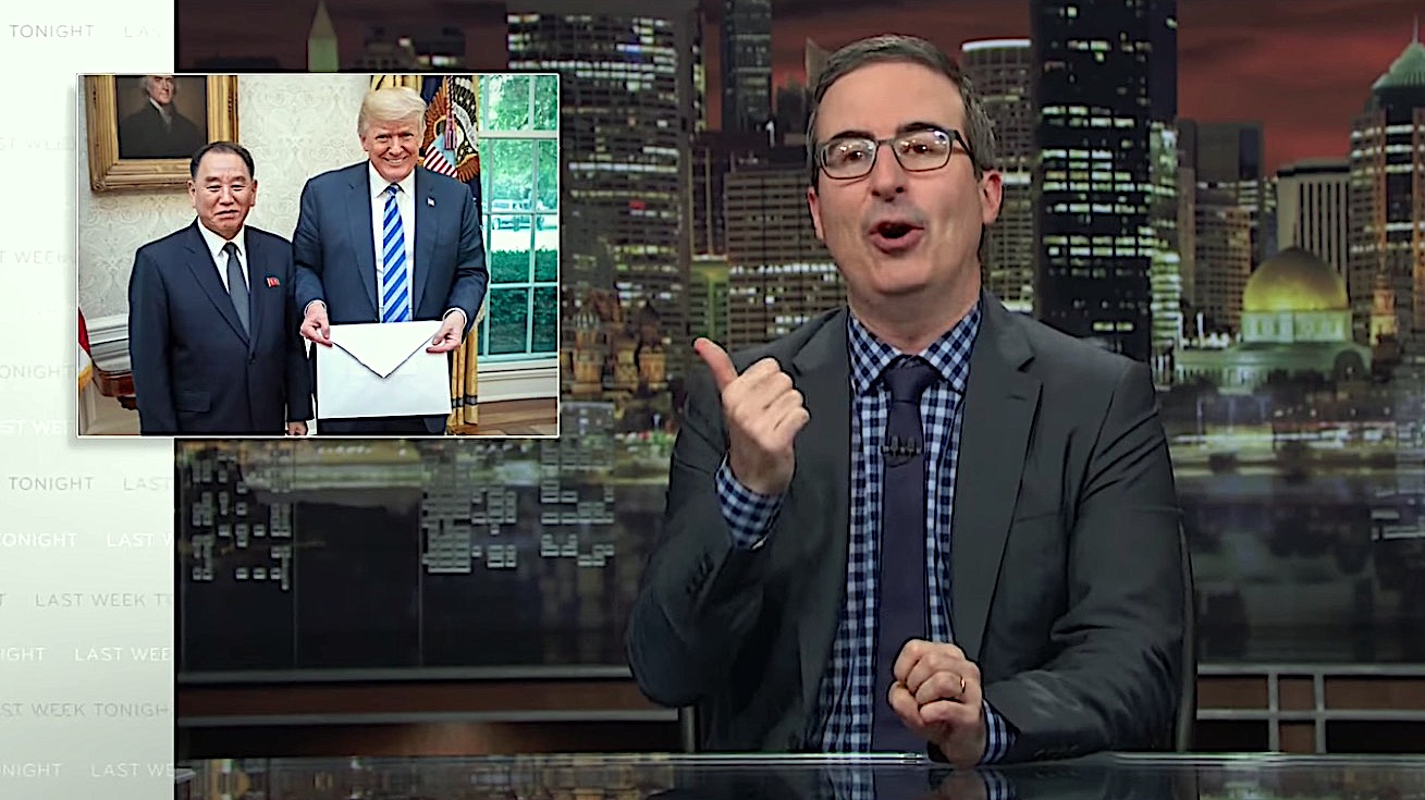 John Oliver says Trump is being gullible