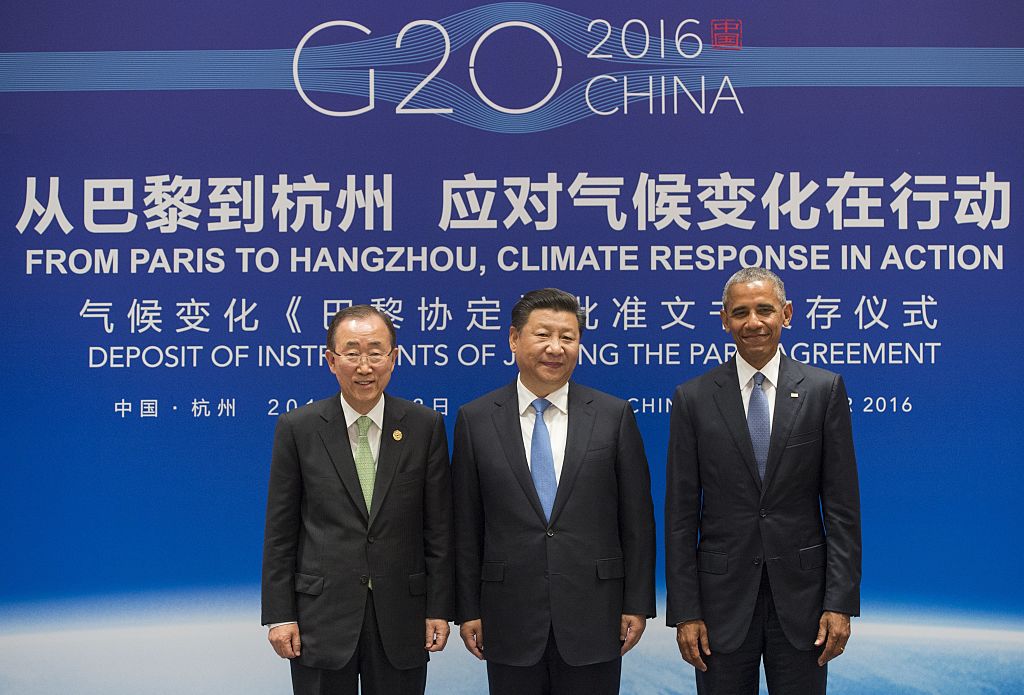 UN Secretary General Ban Ki-moon (L), Chinese President Xi Jinping (C) and US President Barack Obama