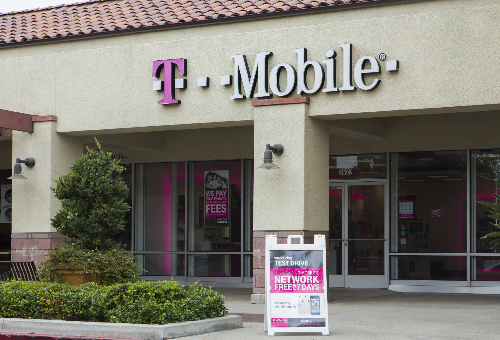 T-Mobile is reportedly in merger talks with Dish Network