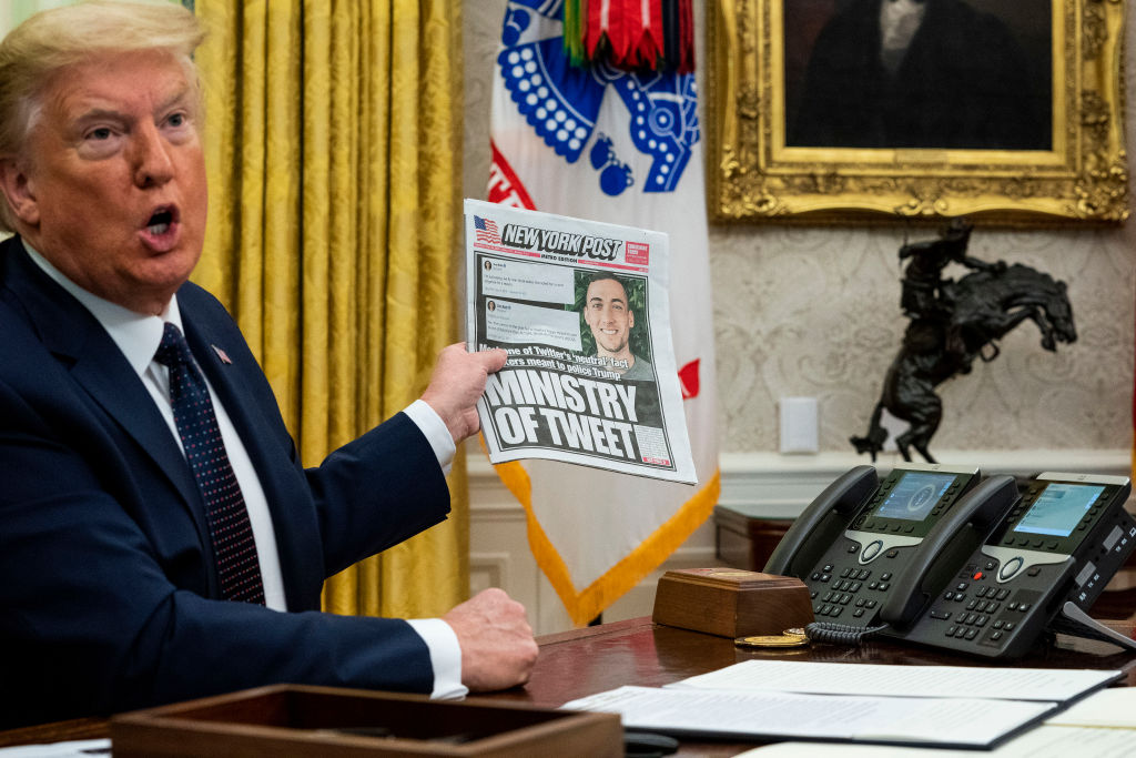 Trump in the Oval Office