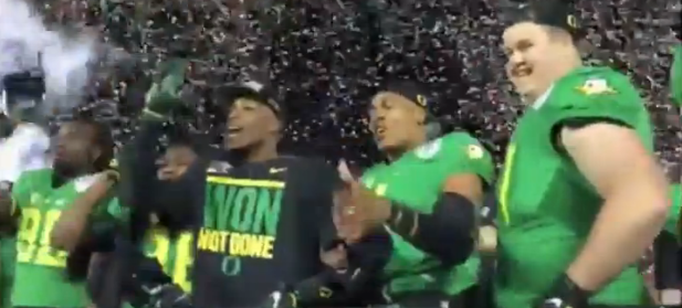 Oregon players mock Jameis Winston with &#039;No means no&#039; chant