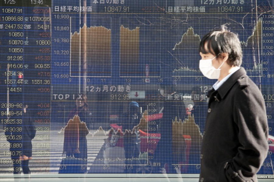 Japan unexpectedly falls into a recession