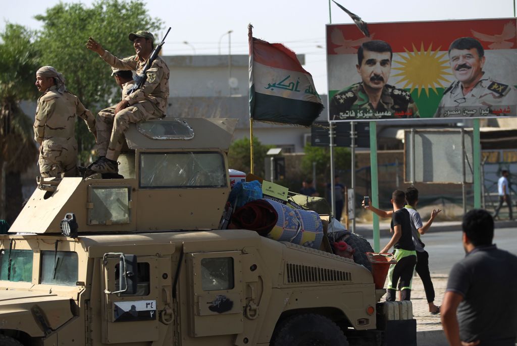 Iraqi troops seize Kirkuk from the Kurds