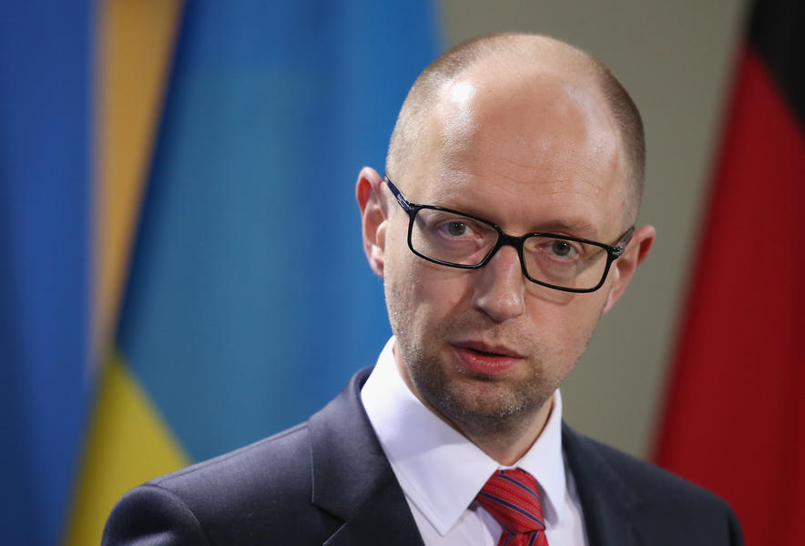 Ukrainian PM Arseniy Yatsenyuk announces resignation