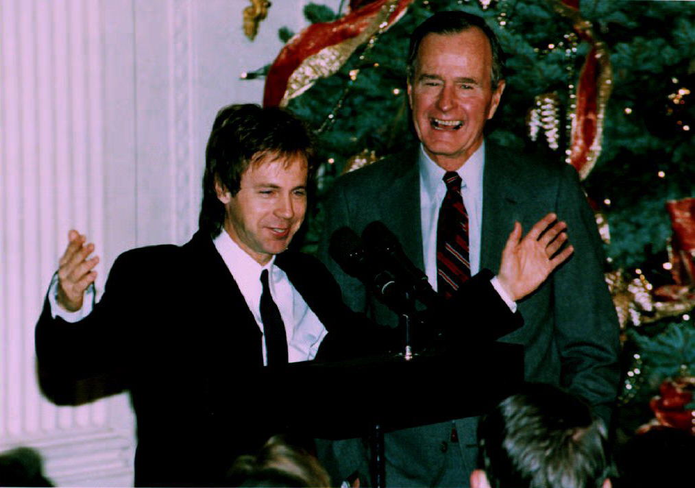 Dana Carvey and George H.W. Bush in 1992.
