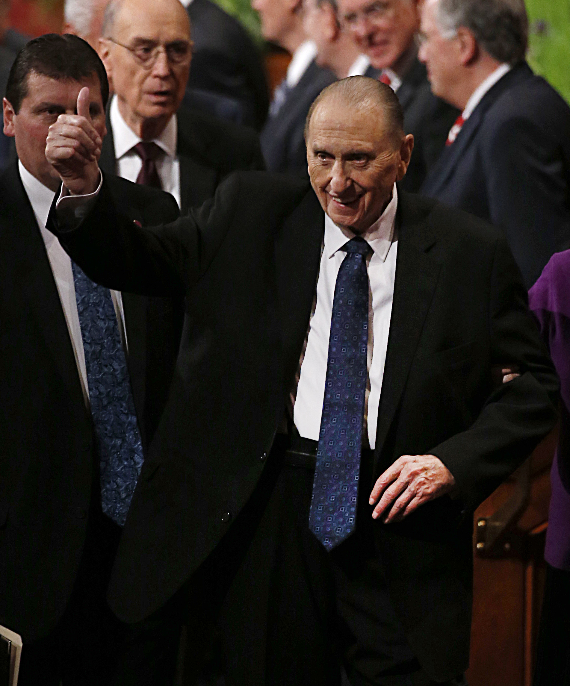 Mormon leader Thomas Monson is dead at 90