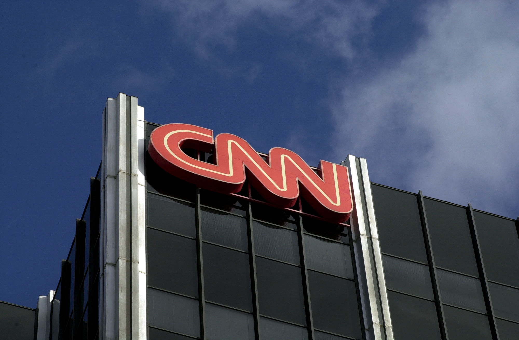 Man arrested for threatening CNN