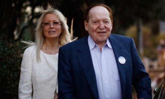 Sheldon Adelson and his wife, Miriam, leave Mitt Romney&#039;s foreign policy speech in Jerusalem on July 29, 2012.
