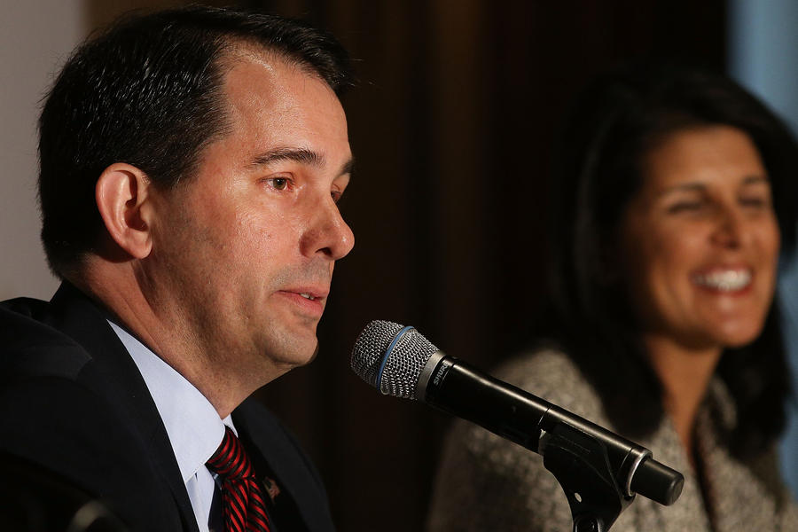 Poll: Gov. Scott Walker in tight race in Wisconsin, trailing among likely voters