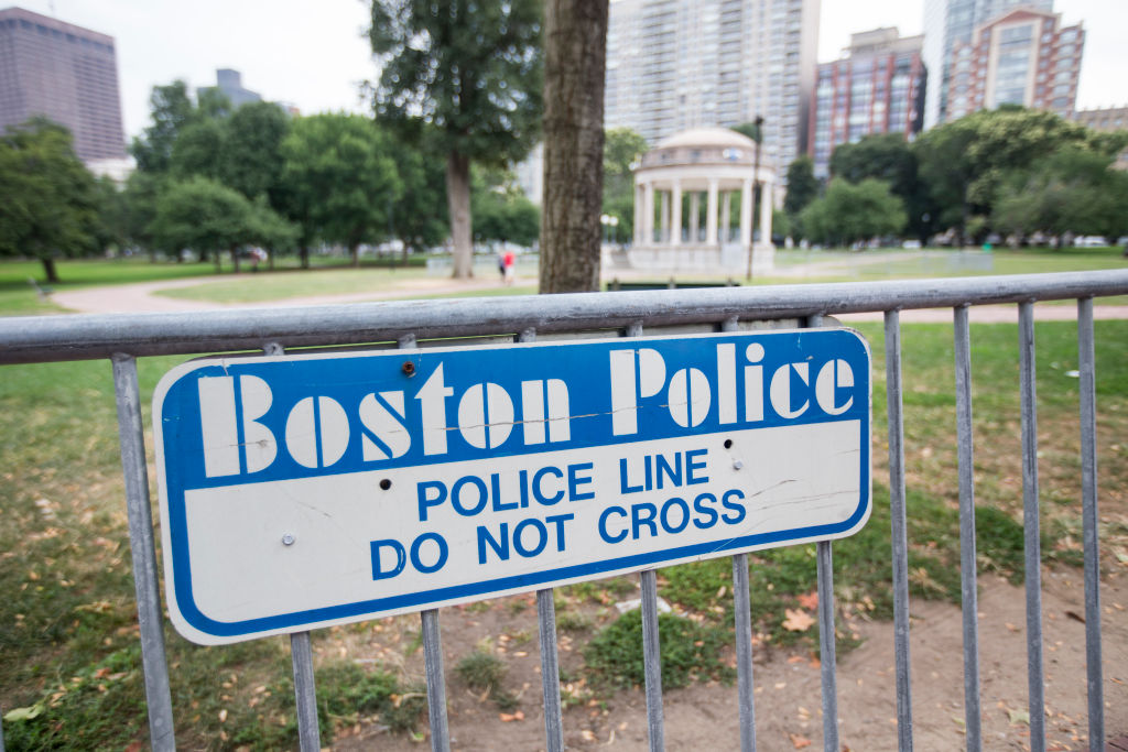 Police prepare for competing protests in Boston